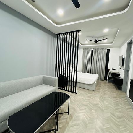 Bedchambers Serviced Apartment, Golf Course, Ґурґаон Екстер'єр фото