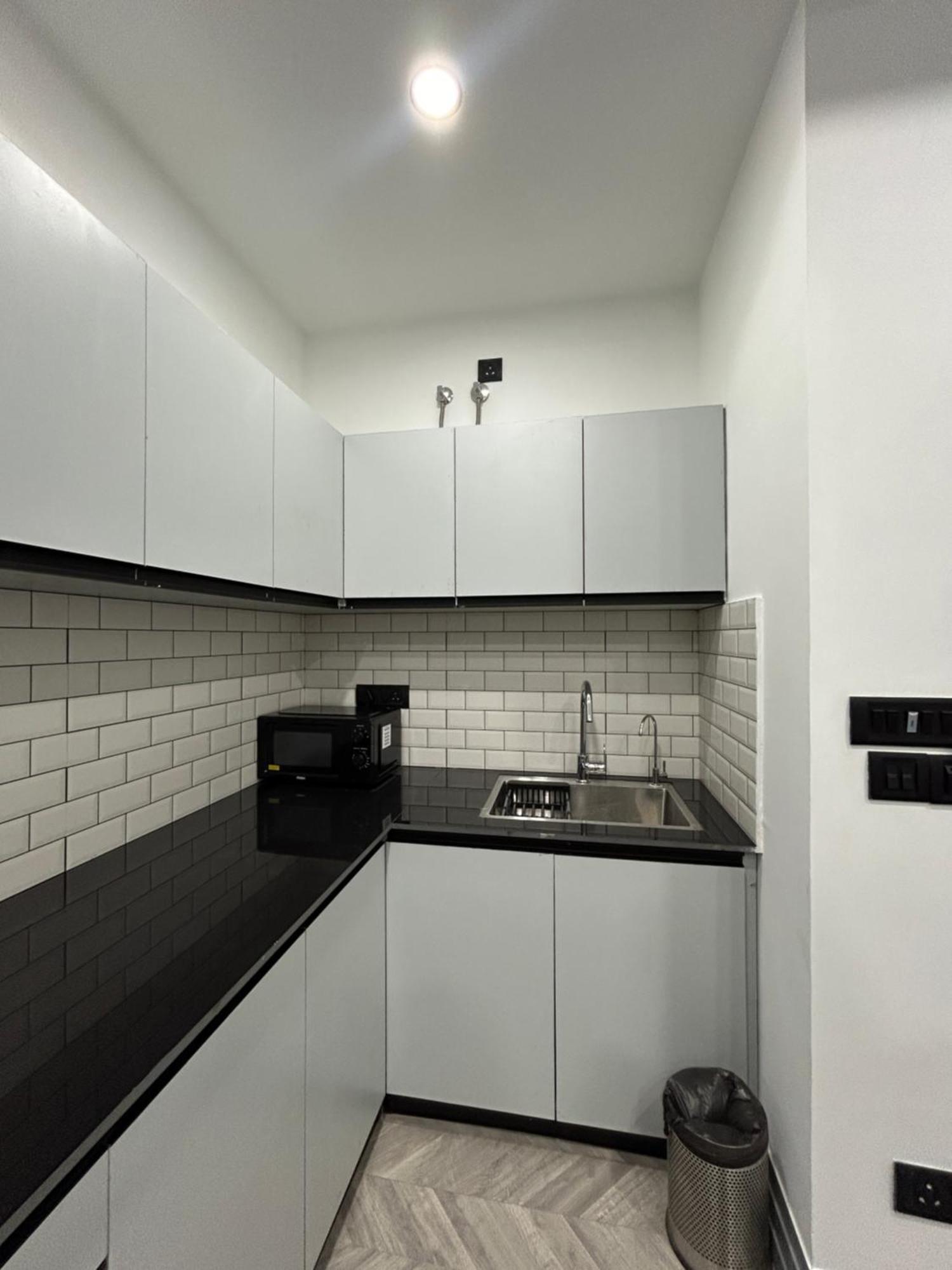 Bedchambers Serviced Apartment, Golf Course, Ґурґаон Екстер'єр фото